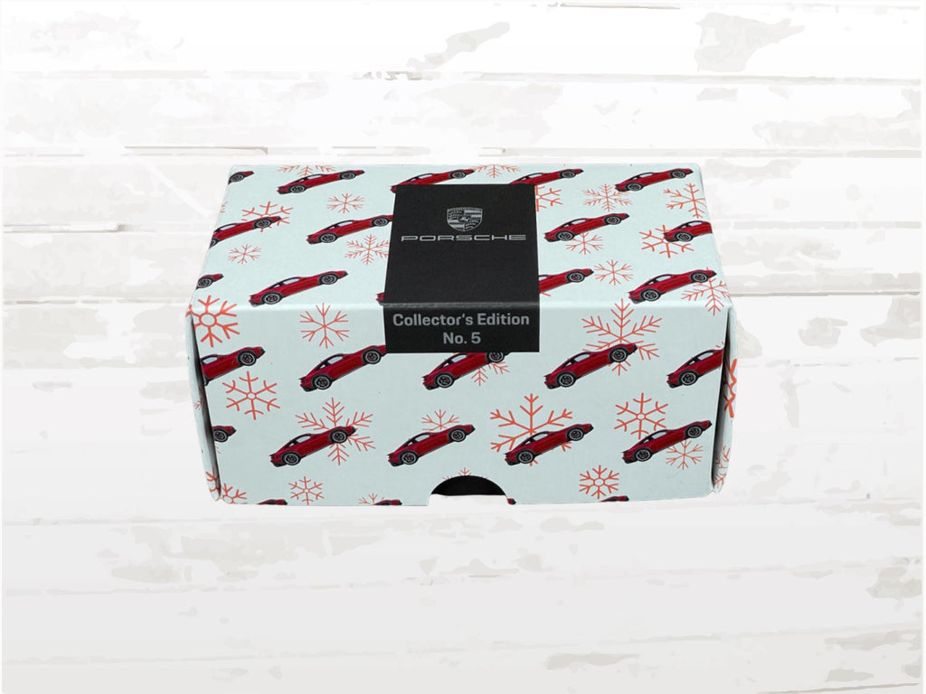 Porsche 911 Dakar Ornament: Hand-Painted Carmine Red Glass Bauble
