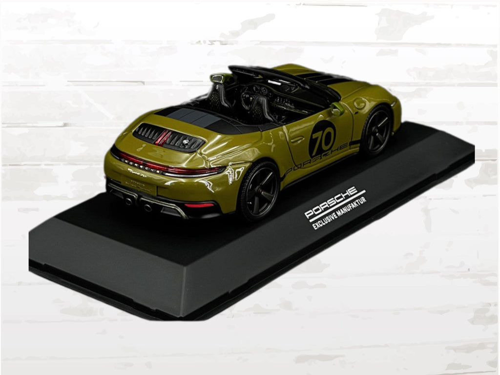 Porsche 911 Spirit 70 Cabriolet 2025 Olive Neo 1:43 Model Car