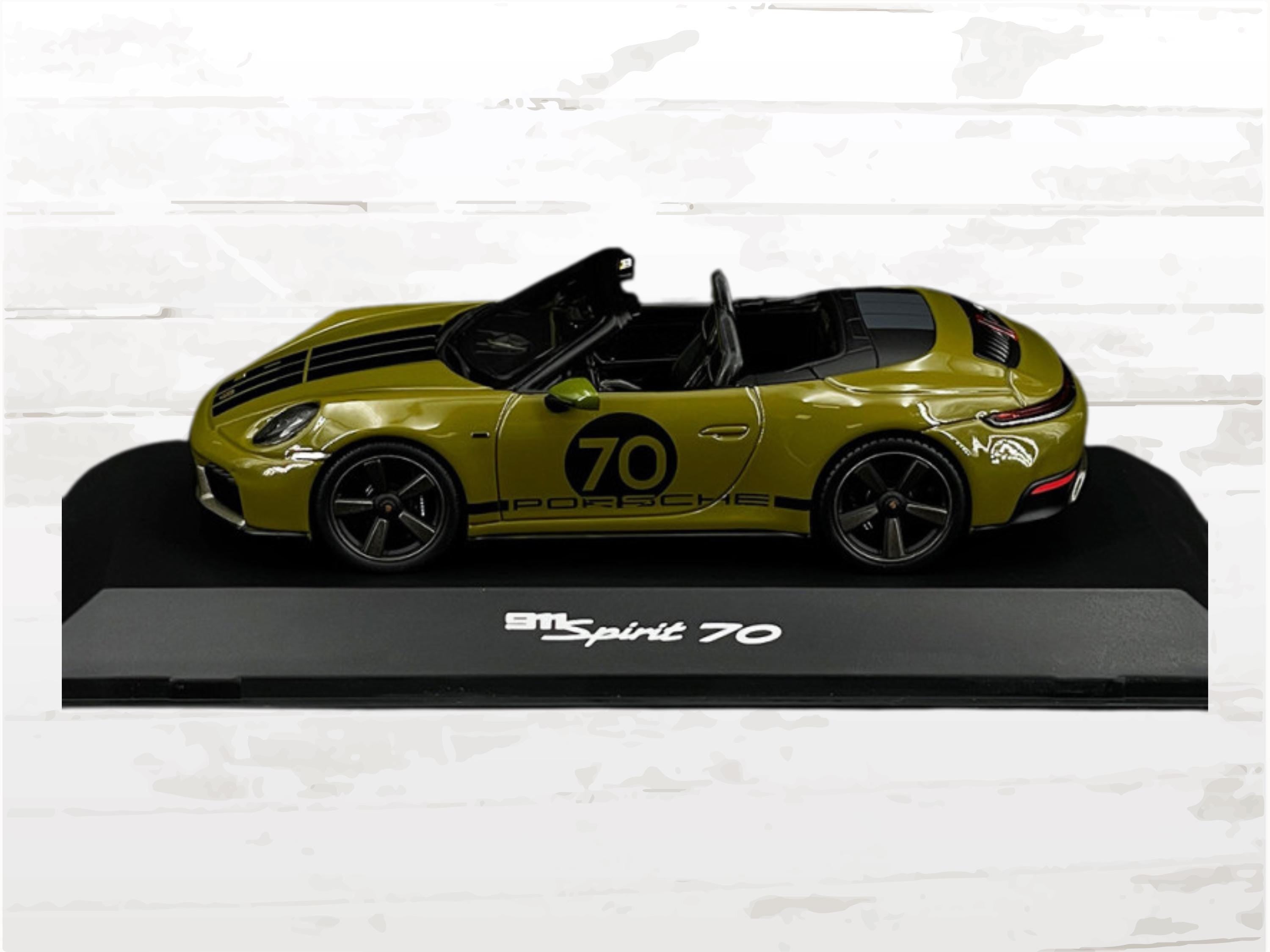 Porsche 911 Spirit 70 Cabriolet 2025 Olive Neo 1:43 Model Car