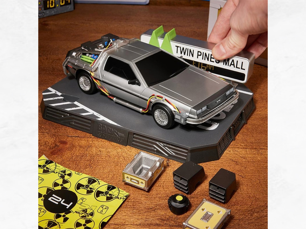 24 Days Back To The Future  Model Advent Calendar –  DeLorean Build Kit | 24-Day Christmas Countdown