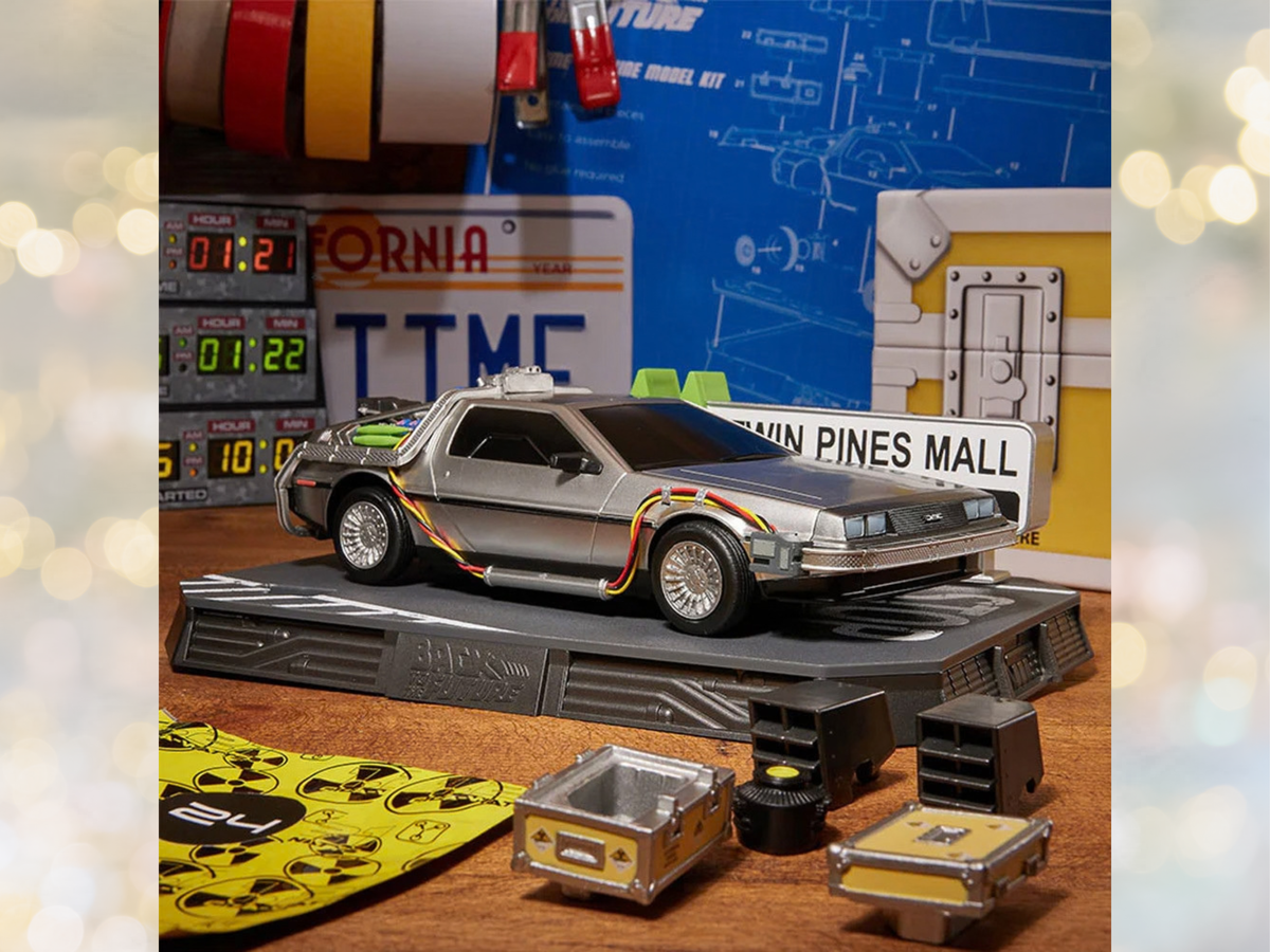 24 Days Back To The Future  Model Advent Calendar –  DeLorean Build Kit | 24-Day Christmas Countdown