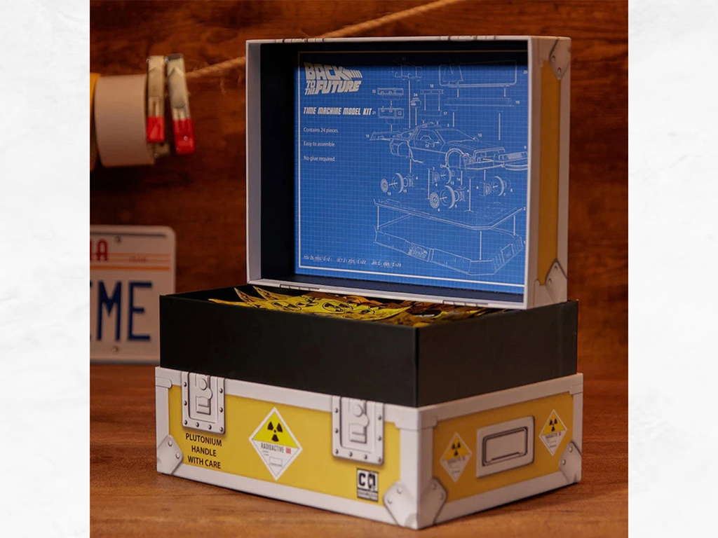 24 Days Back To The Future  Model Advent Calendar –  DeLorean Build Kit | 24-Day Christmas Countdown