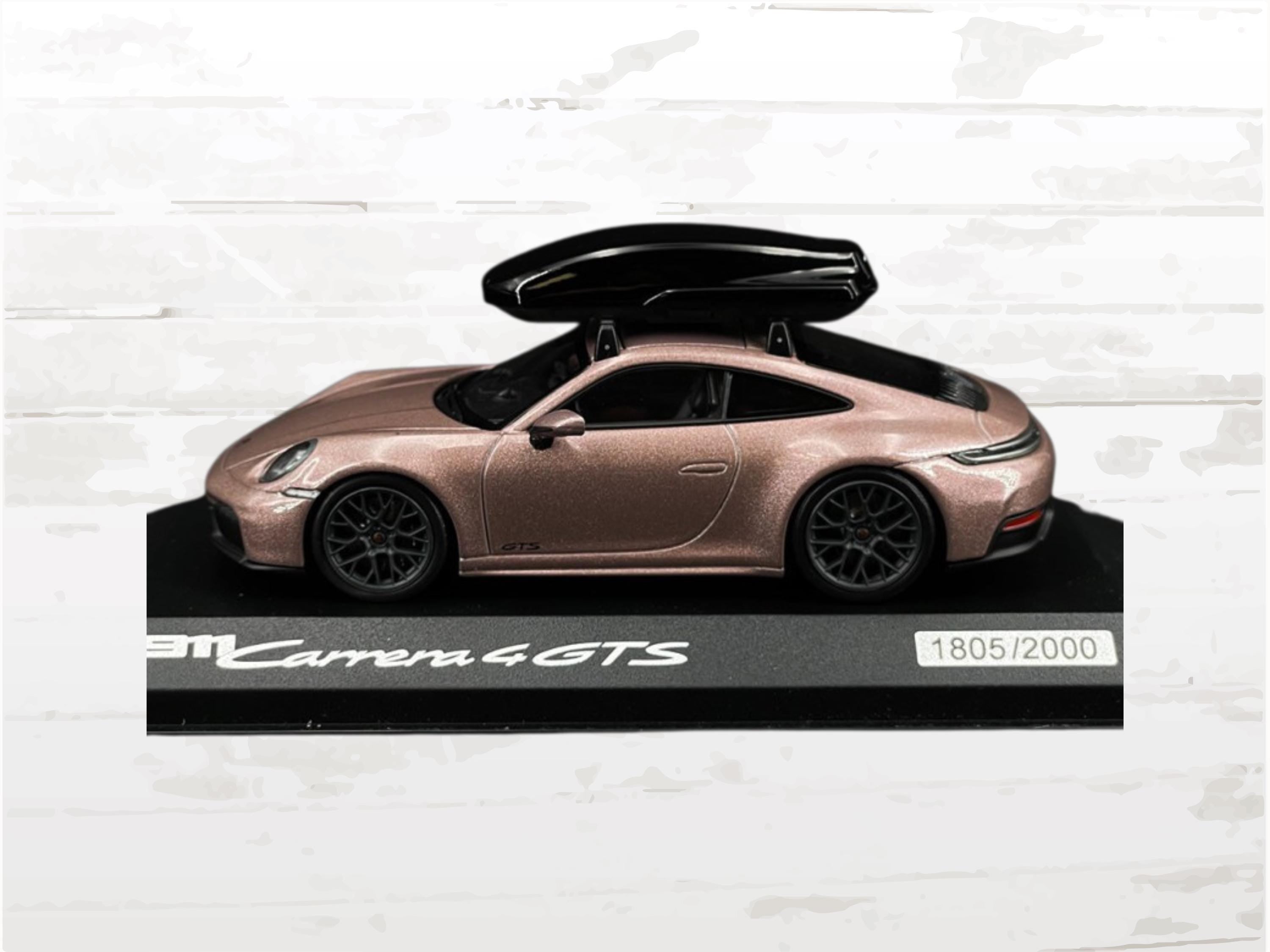 Frozenberry Porsche 911 Carrera 4 GTS 992.2 Resin Model - 2024 Limited Edition