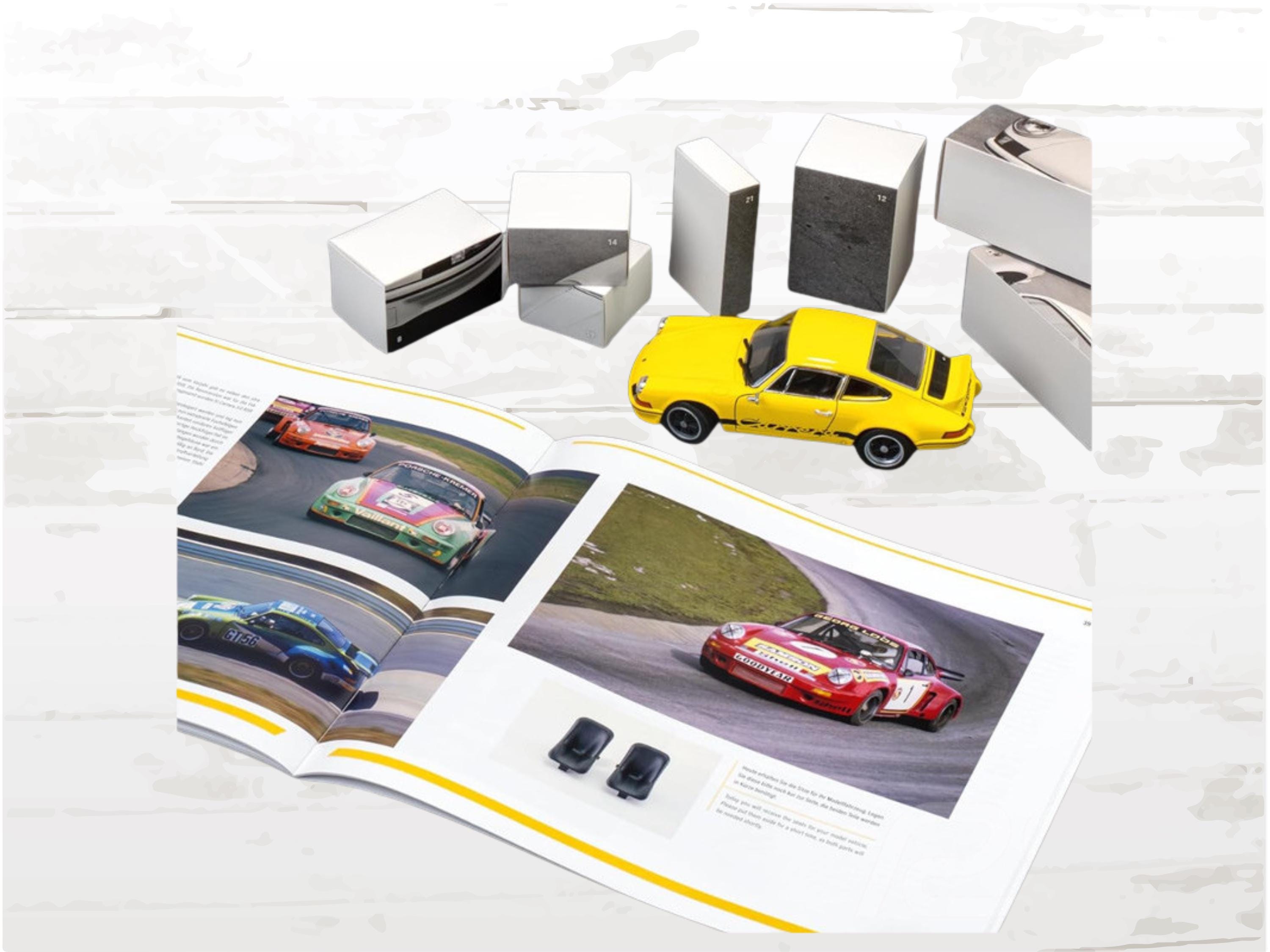 Porsche 911 Carrera RS 2.7 Advent Calendar, 1:24 Scale