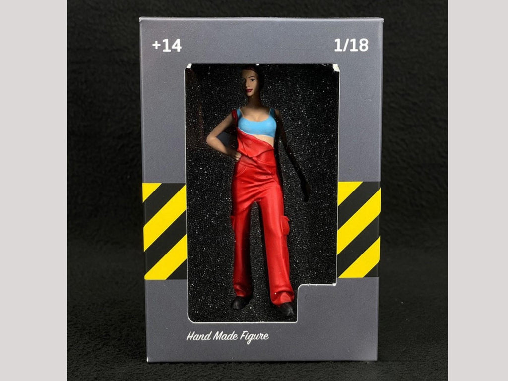 Hand-Painted Resin Mechanic Girl Figurine: 1/18 Scale Diorama