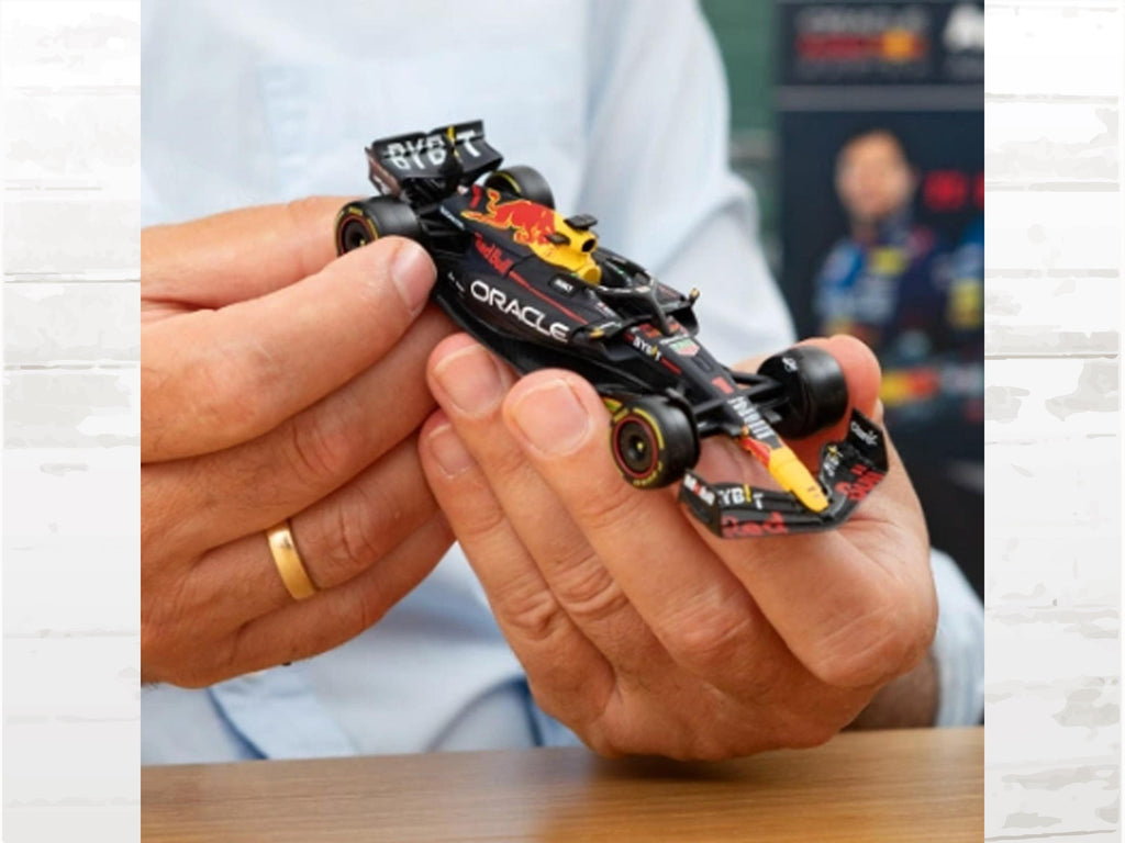 Racing Formula 1 Advent Calendar | 1:43 Scale RB20 Model Kit | For Racing Fans
