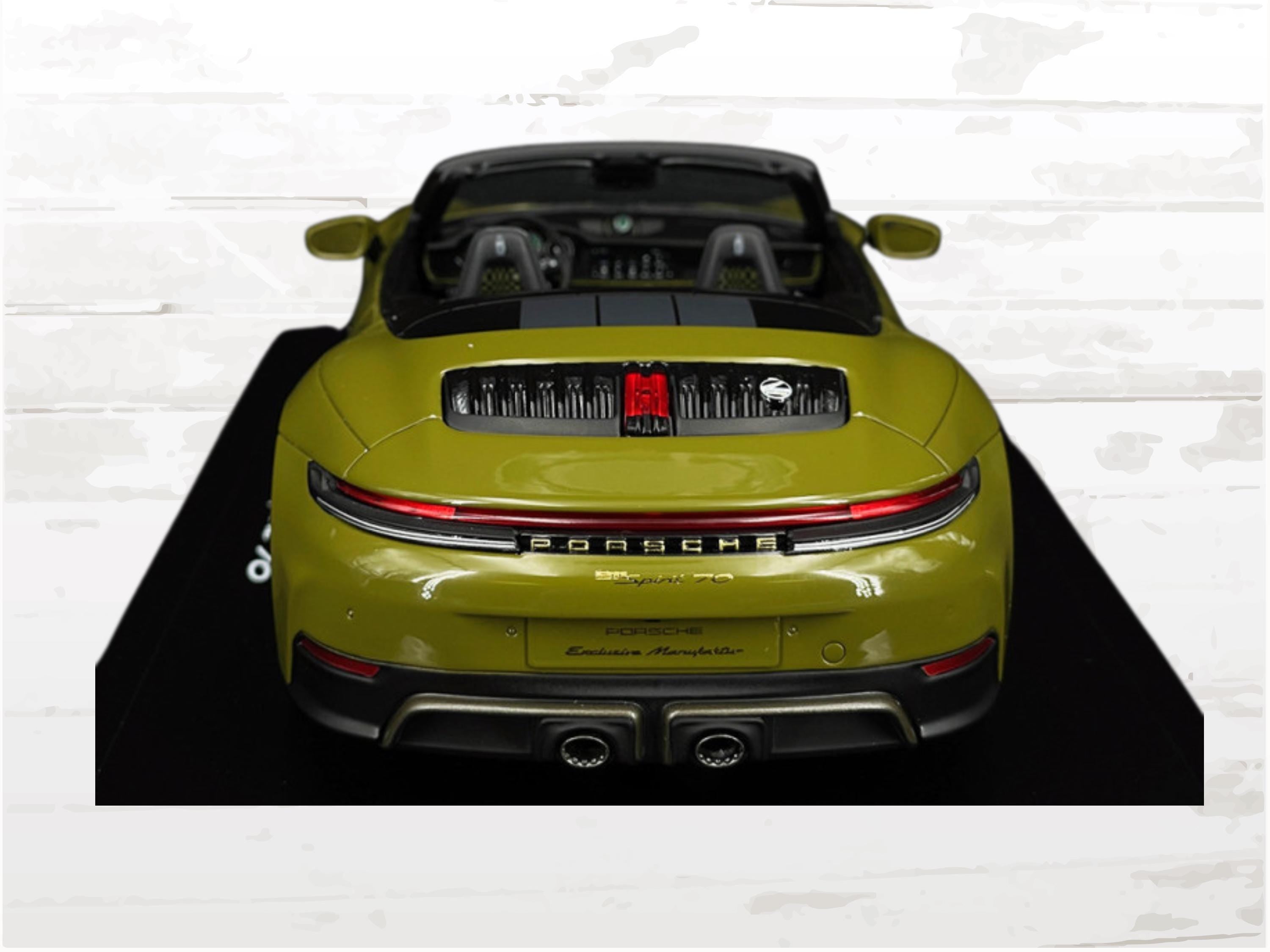 Porsche 911 Spirit 70 Type 992 Cabriolet 2025 Olive Neo 1:18 | Spark | Limited Edition