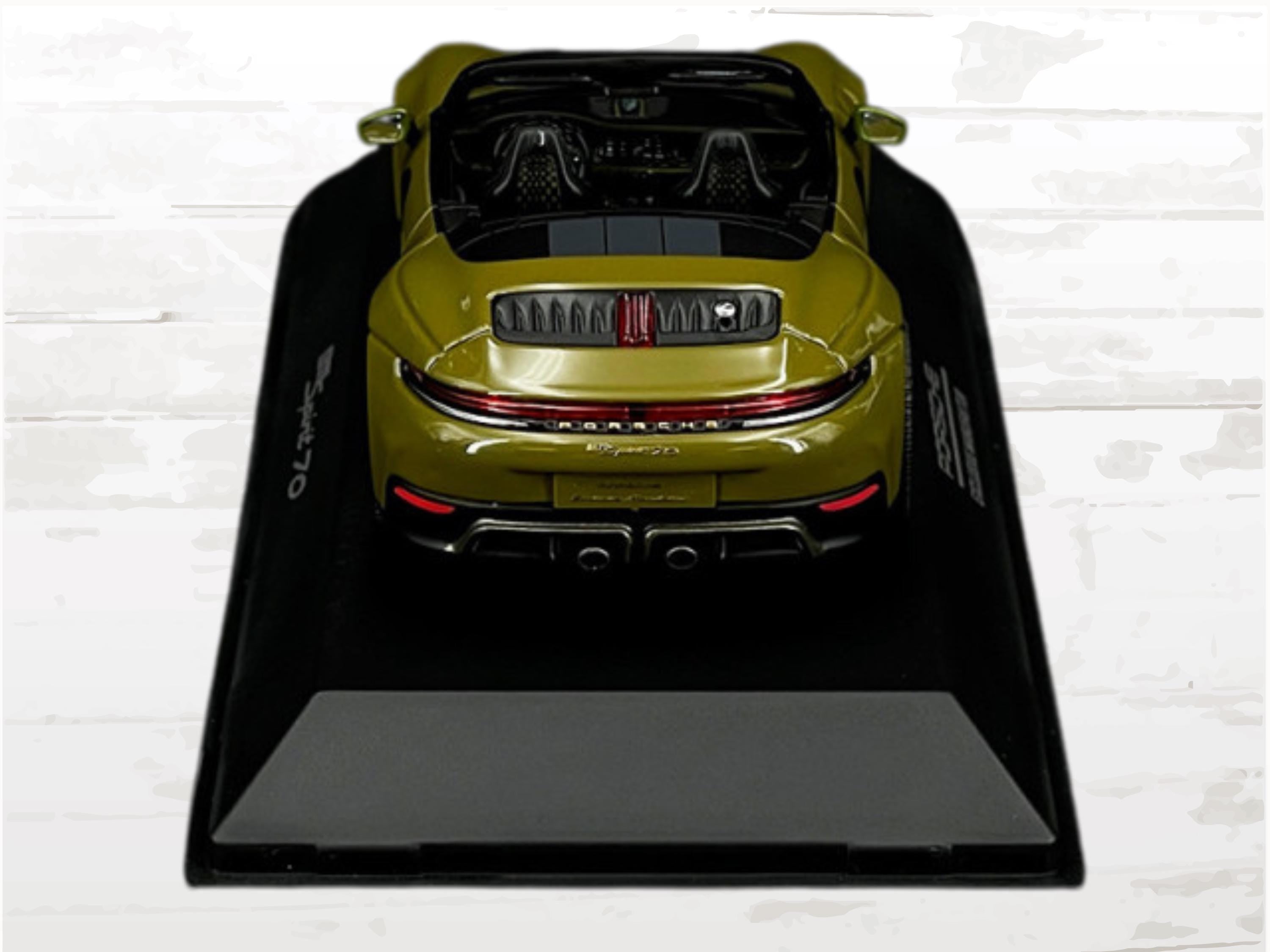 Porsche 911 Spirit 70 Cabriolet 2025 Olive Neo 1:43 Model Car