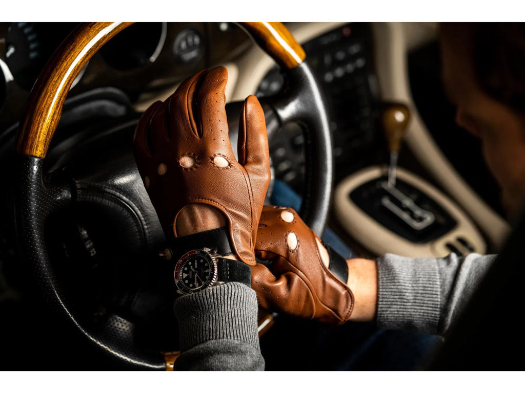 Cognac Leather Driving Gloves: Sheepskin Cruiser Gloves