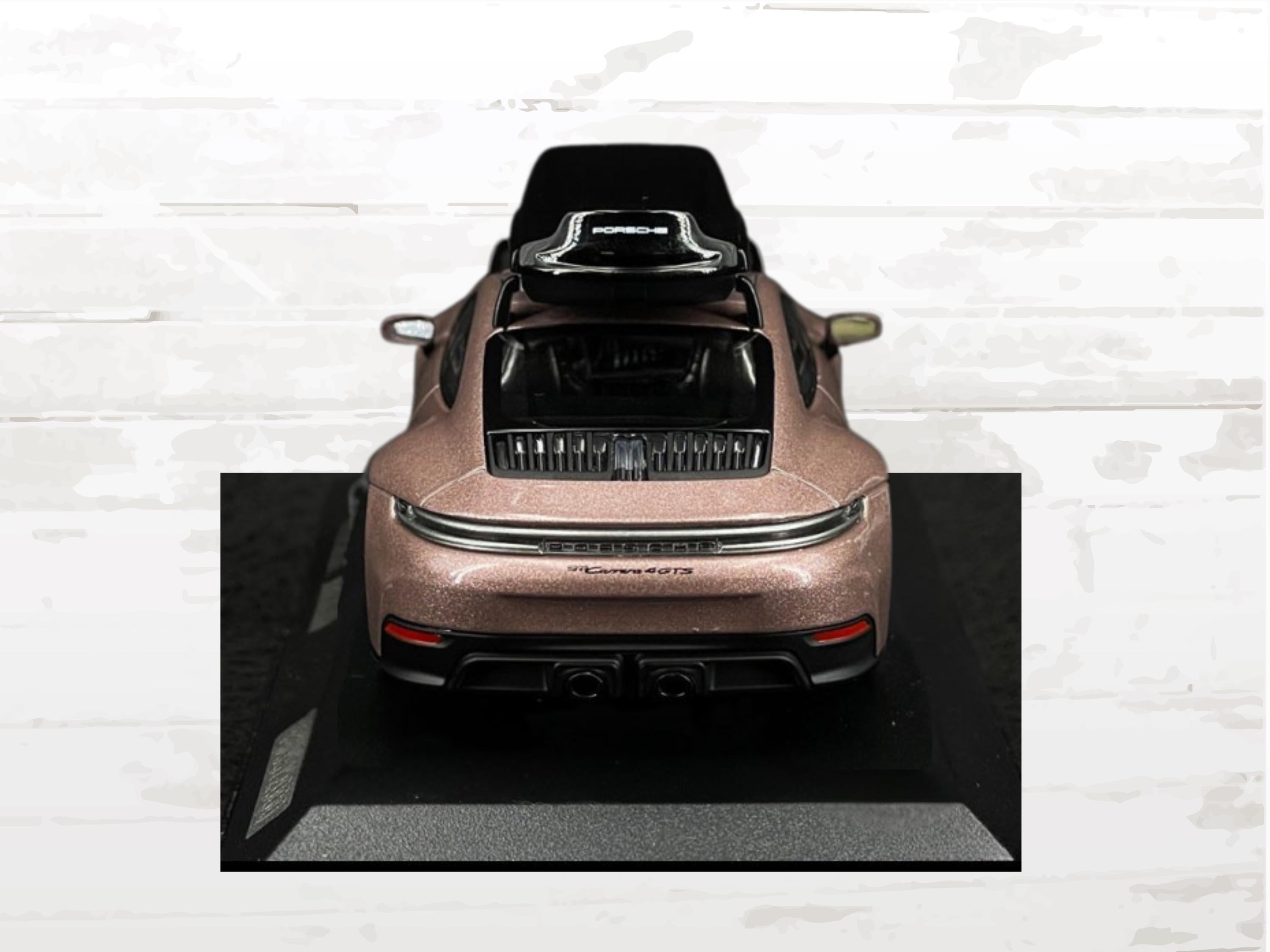 Frozenberry Porsche 911 Carrera 4 GTS 992.2 Resin Model - 2024 Limited Edition