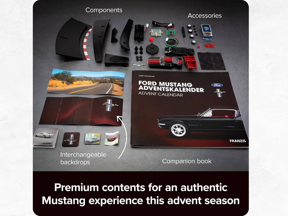 Ford Mustang 1967 Fastback Advent Calendar | 1:43 Die-Cast Model | V8 Engine Sound | 24-Day Build Kit