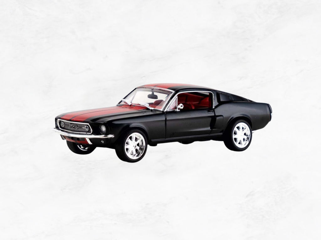 Ford Mustang 1967 Fastback Advent Calendar | 1:43 Die-Cast Model | V8 Engine Sound | 24-Day Build Kit