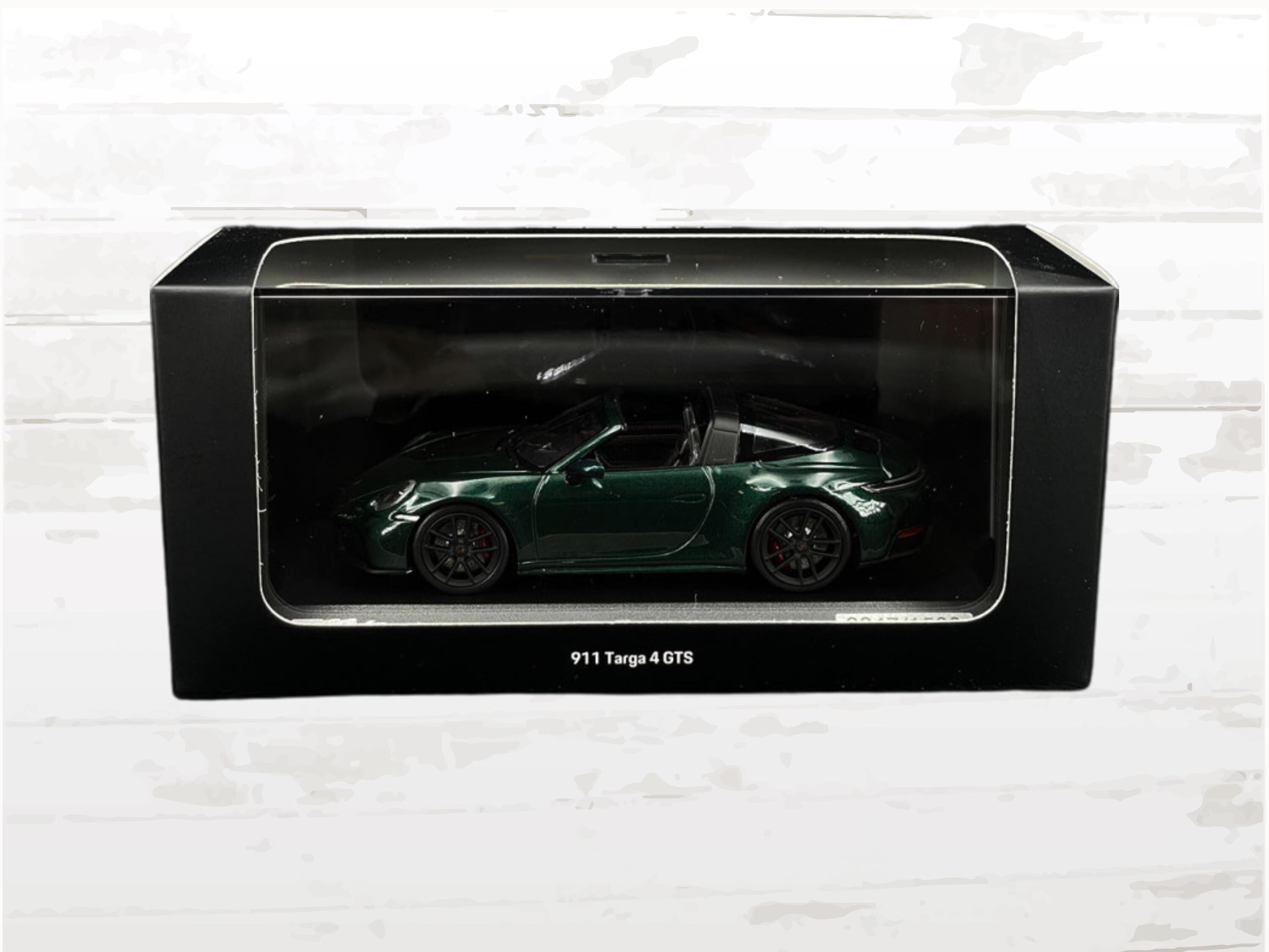 Porsche 911 Targa 4 GTS Type 992.2 2024 Jet Green 1:43 | Limited 1500