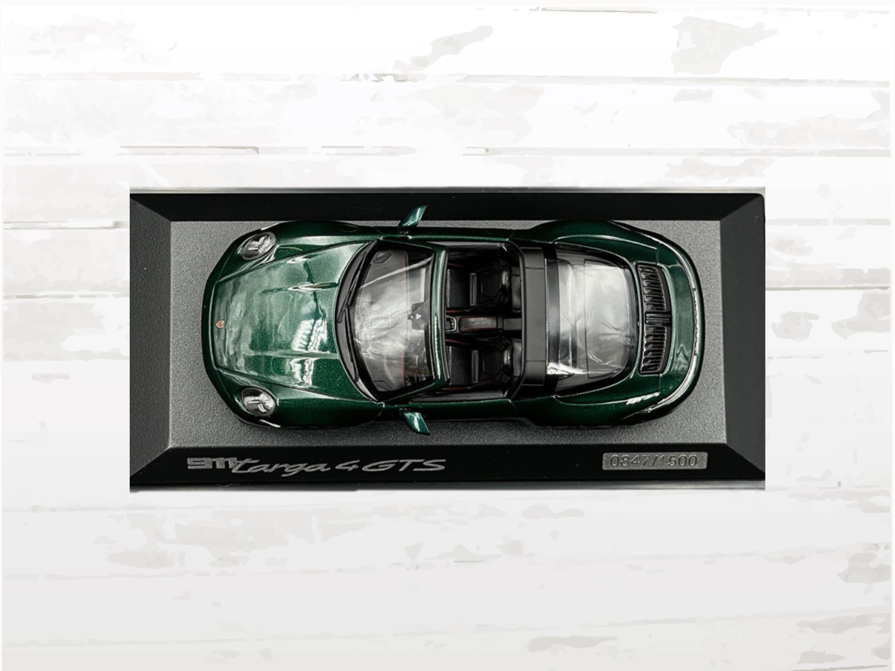 Porsche 911 Targa 4 GTS Type 992.2 2024 Jet Green 1:43 | Limited 1500