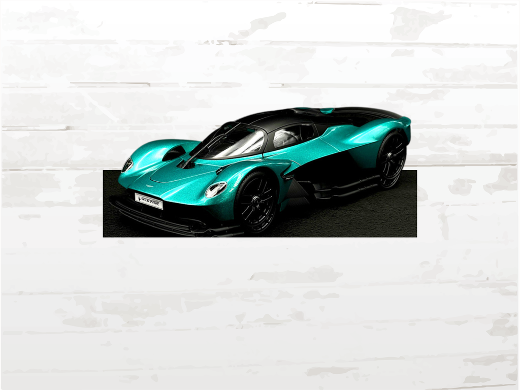 Aston Martin Valkyrie 1:18 Scale Model, Racing Green 2022, Hypercar Display Gift