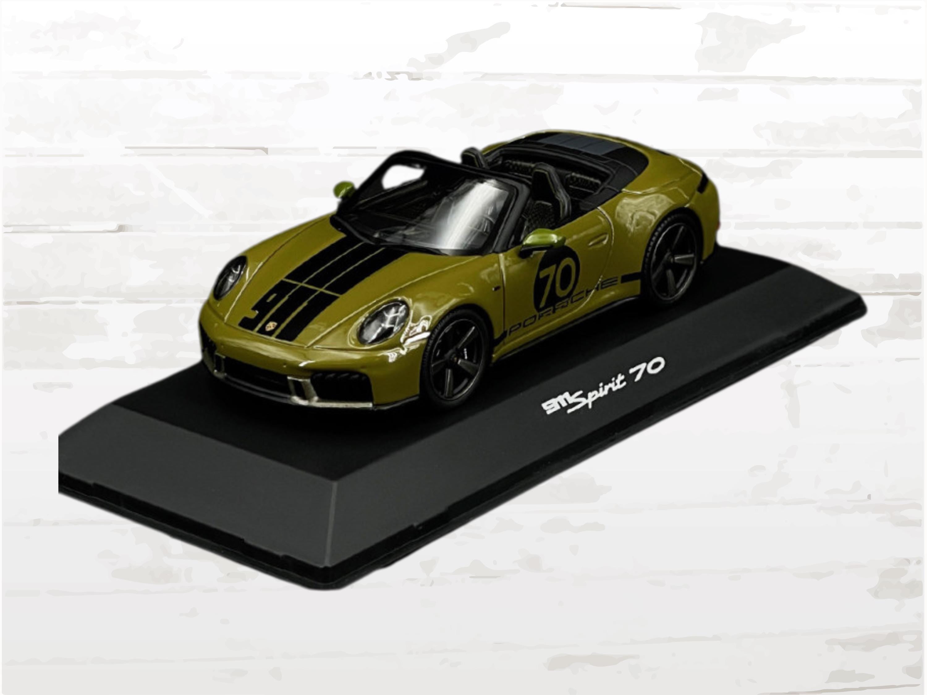 Porsche 911 Spirit 70 Cabriolet 2025 Olive Neo 1:43 Model Car