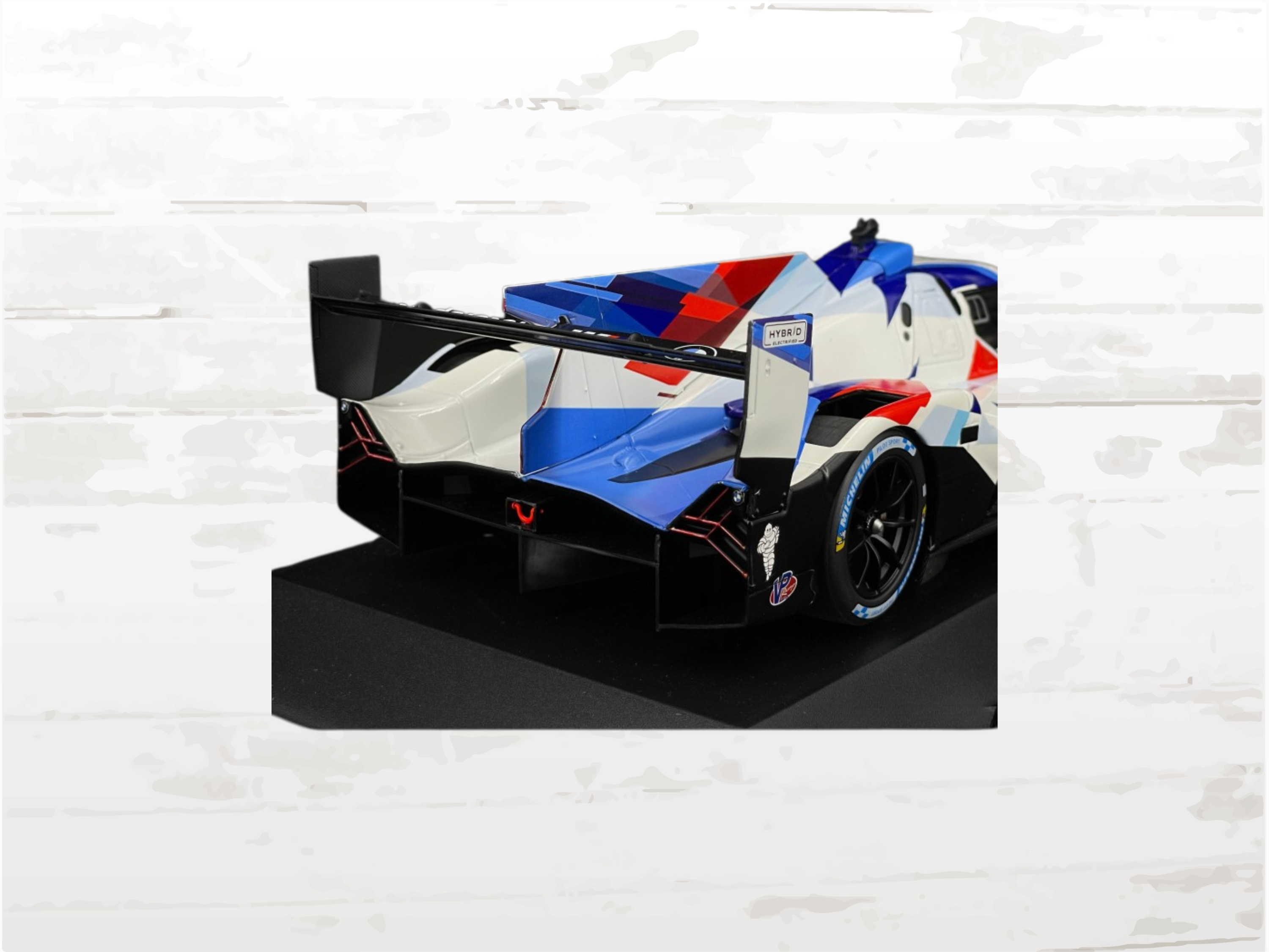 BMW M Hybrid V8 #25 LMDh Le Mans Prototype 2023 | 1:18 Limited Edition 338 Pieces