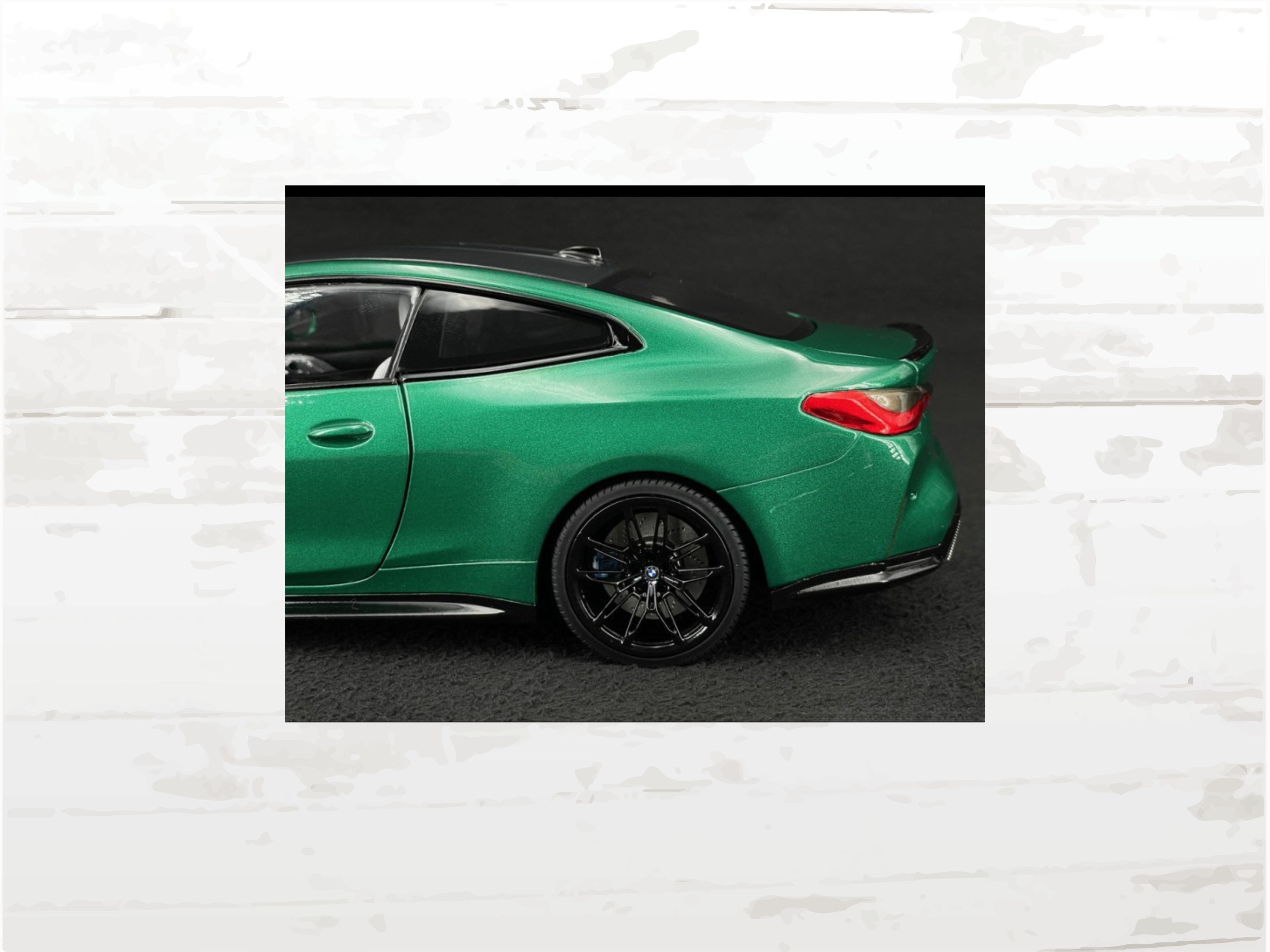 BMW M4 Coupé G82 Phase 2 2024 Green Metallic | 1:18 Scale Diecast Model
