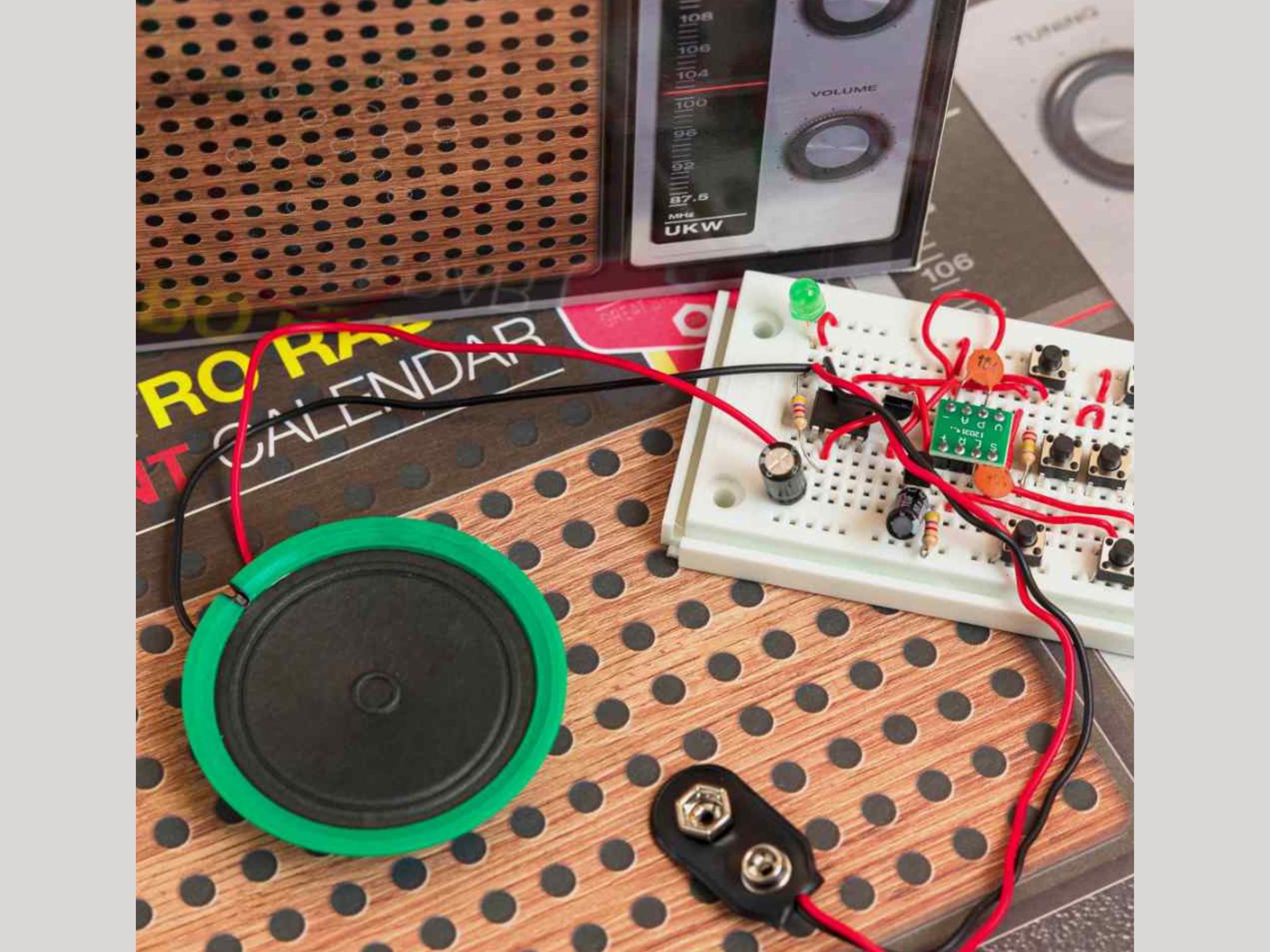 Retro Radio Advent Calendar, Build-Your-Own FM Radio
