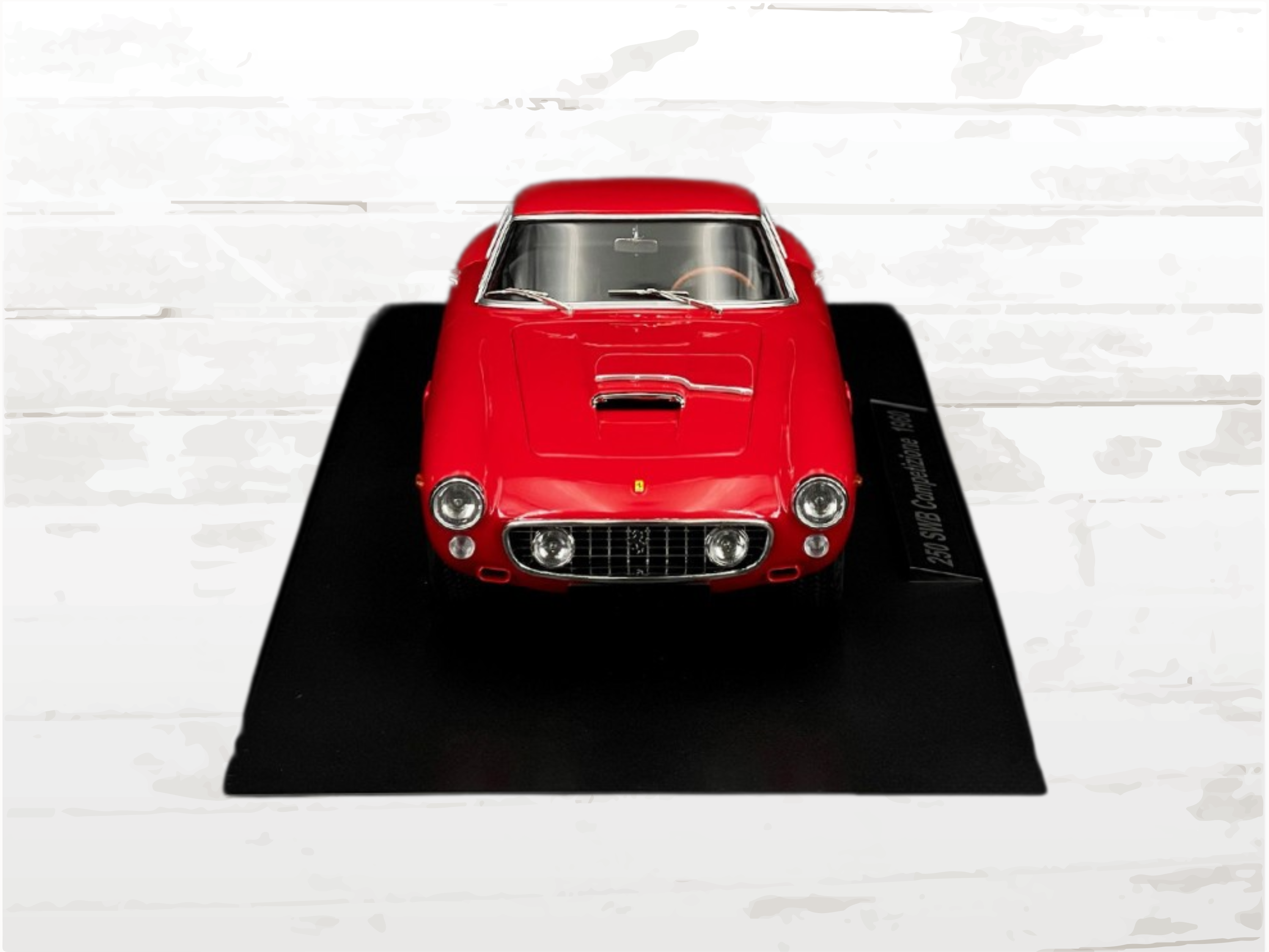 Ferrari 250 GT SWB Competizione 1961 Model Car 1:18 – Red Classic Collector Replica