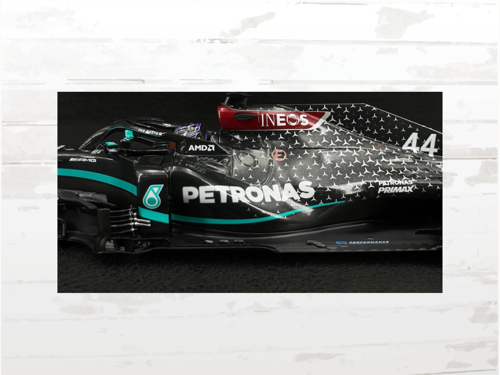 Lewis Hamilton Mercedes-AMG W11 No.44 F1 Winner British GP 2020 – 1/18 Scale Model