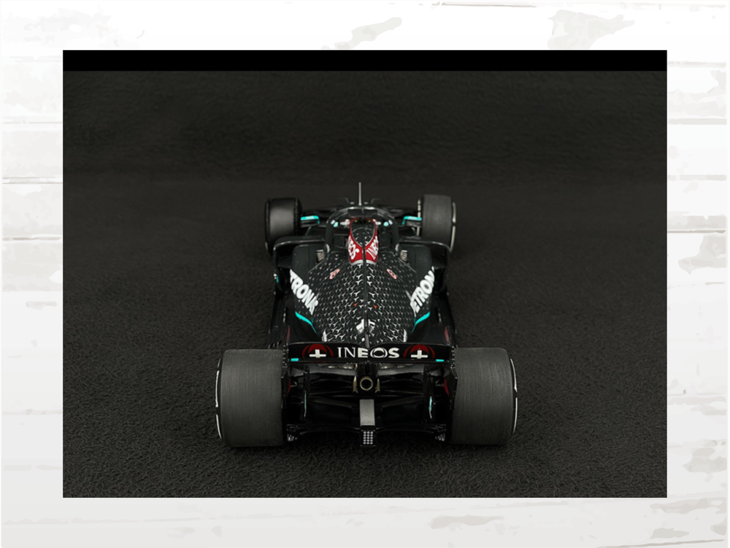 Lewis Hamilton Mercedes-AMG W11 No.44 F1 Winner British GP 2020 – 1/18 Scale Model