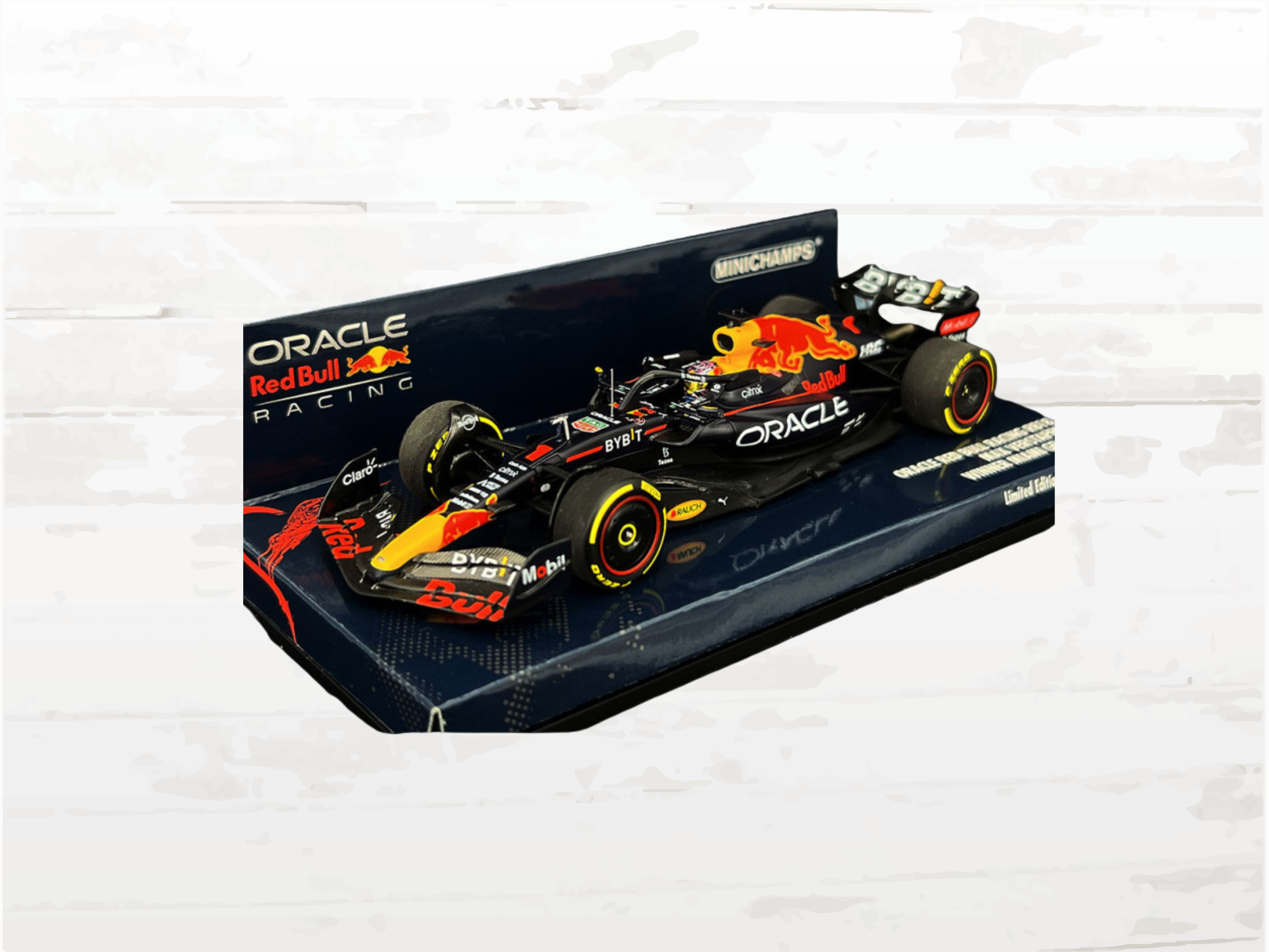 Max Verstappen Red Bull RB18 No.1 F1 Winner Miami GP 2022 – 1/43 Scale Model