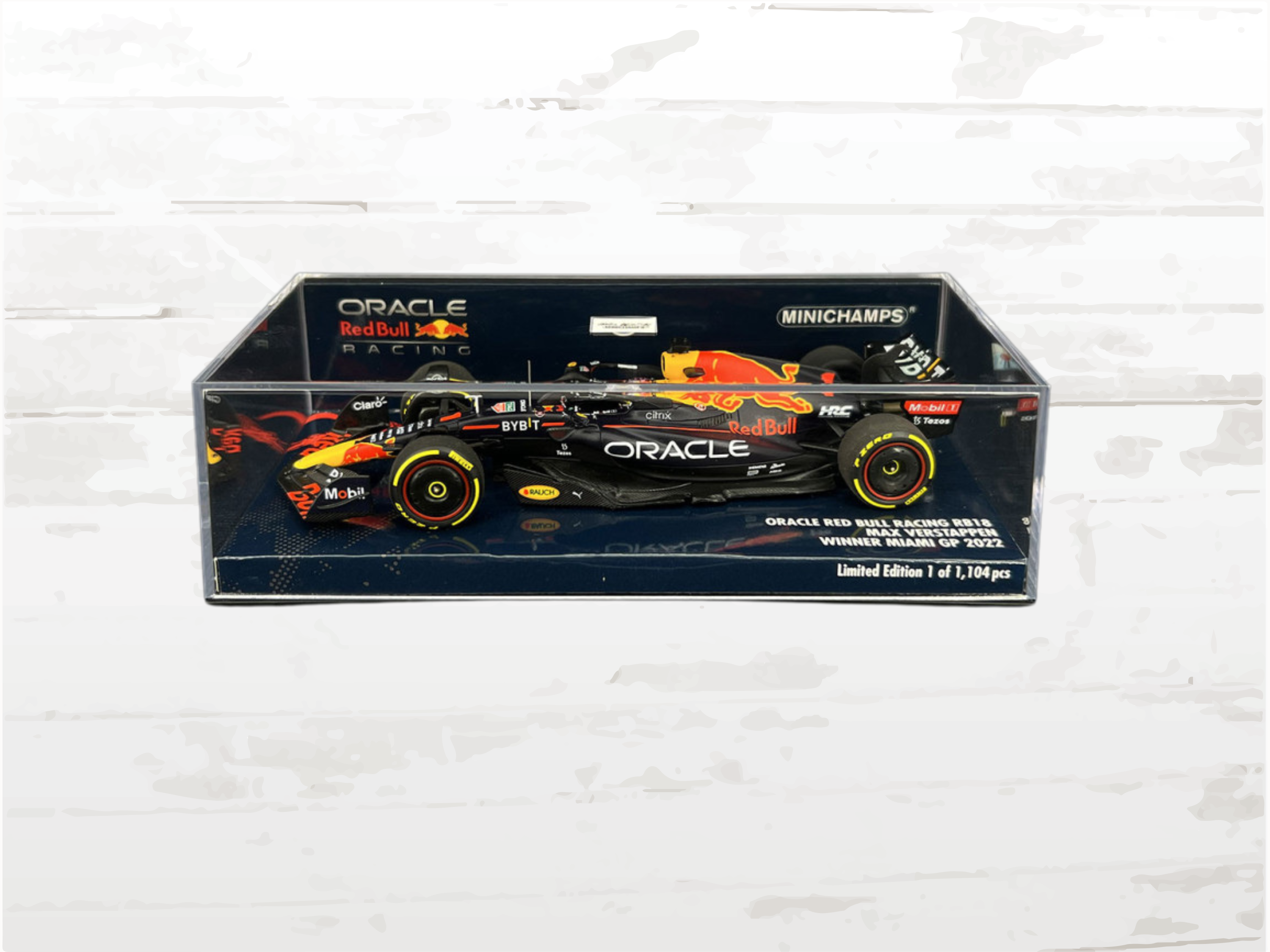 Max Verstappen Red Bull RB18 No.1 F1 Winner Miami GP 2022 – 1/43 Scale Model