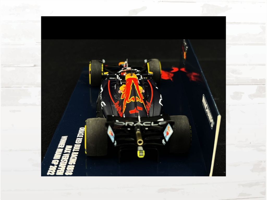 Max Verstappen Red Bull RB18 No.1 F1 Winner Miami GP 2022 – 1/43 Scale Model