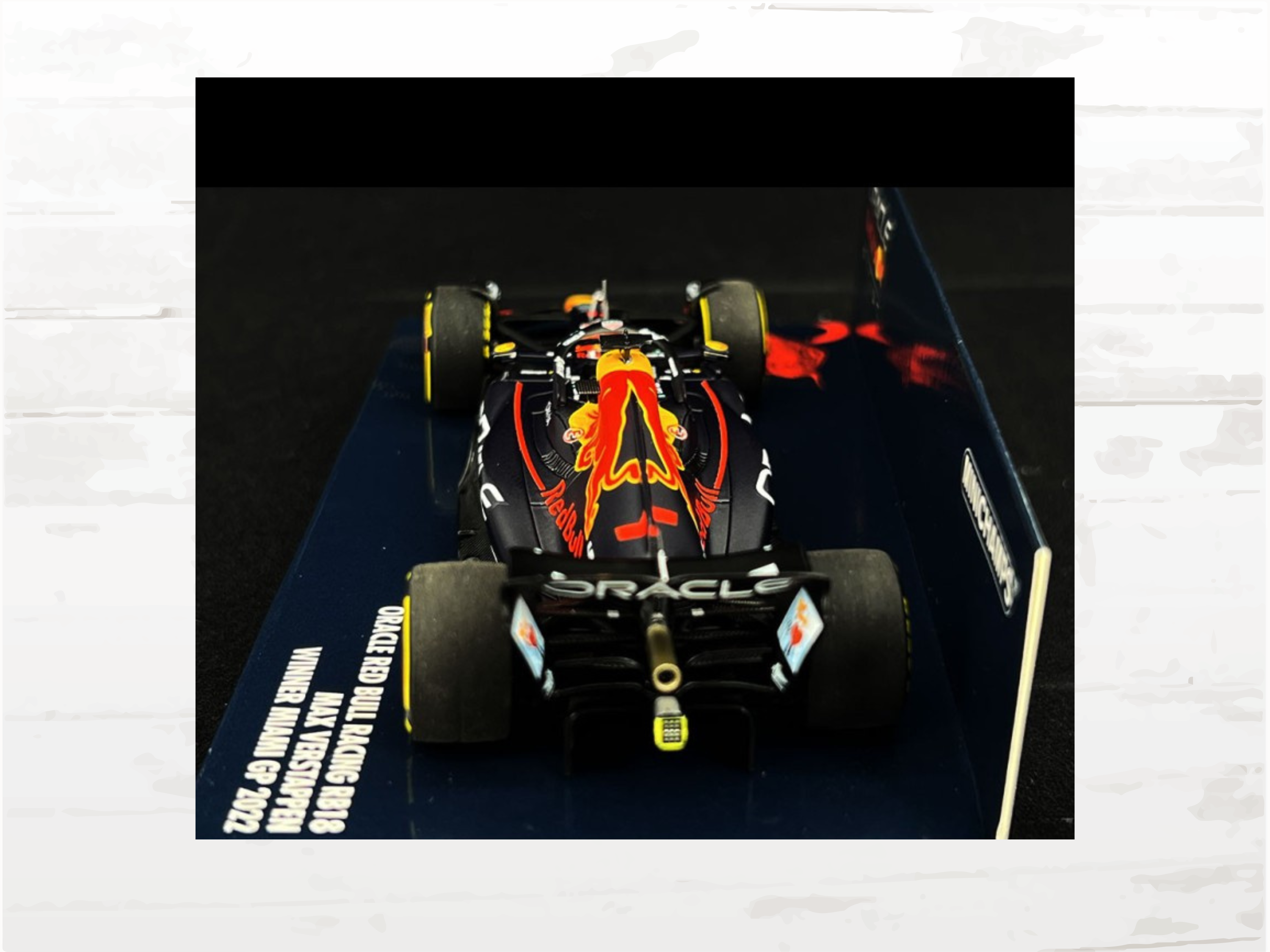 Max Verstappen Red Bull RB18 No.1 F1 Winner Miami GP 2022 – 1/43 Scale Model