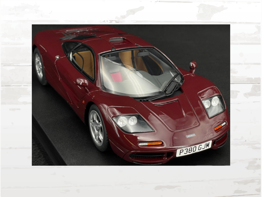McLaren F1 1992 Burgundy Mr Bean Rowan Atkinson 1:18 Limited Edition