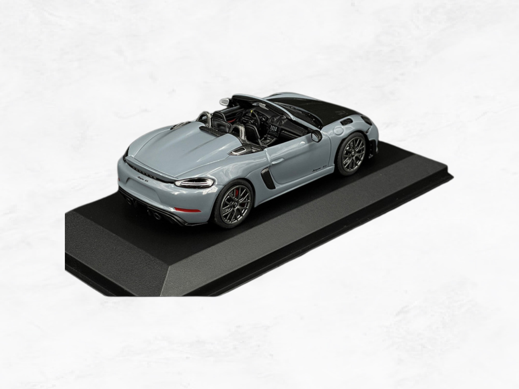 Porsche 718 Spyder RS 2023 | Arctic Grey | Weissach Package | 1:43 Scale | Limited 336