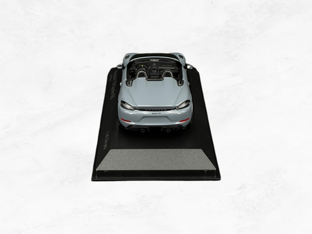 Porsche 718 Spyder RS 2023 | Arctic Grey | Weissach Package | 1:43 Scale | Limited 336