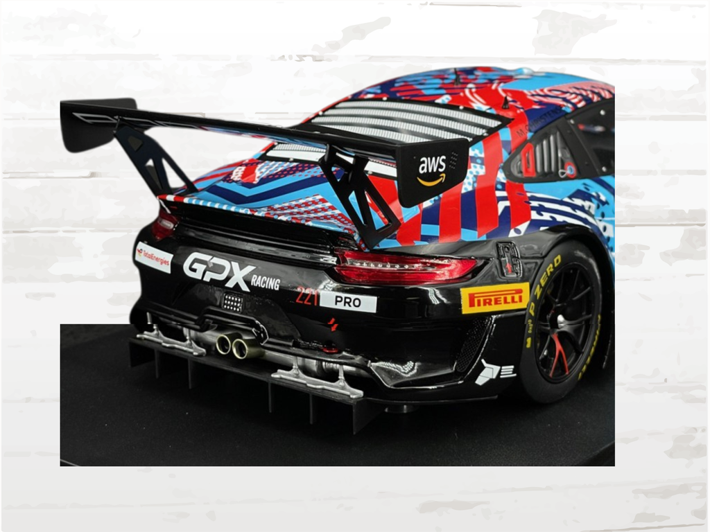 Porsche Scale Model 911 GT3 R Type 992 #221 Spa 24h 2022 – 1/18
