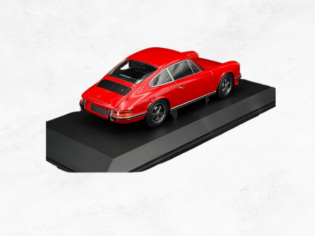 Porsche 911 S 2.4 1972 Red | 1:18 Scale Model | Air Cooled Classic | Limited 336 Pieces