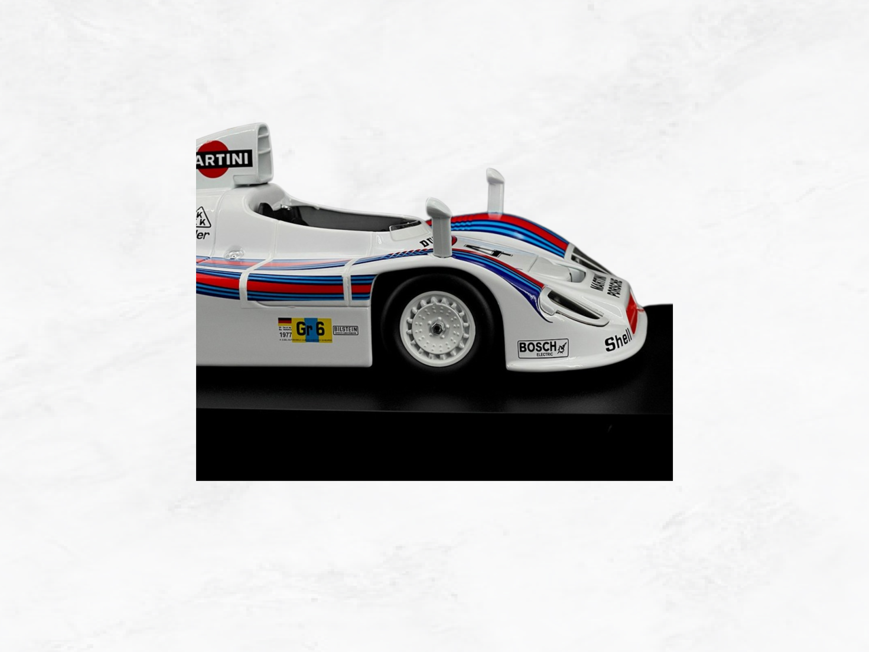 Porsche 936 Scale Model Martini Racing Le Mans 1977 Winner No.4 | 1:18 Limited Edition