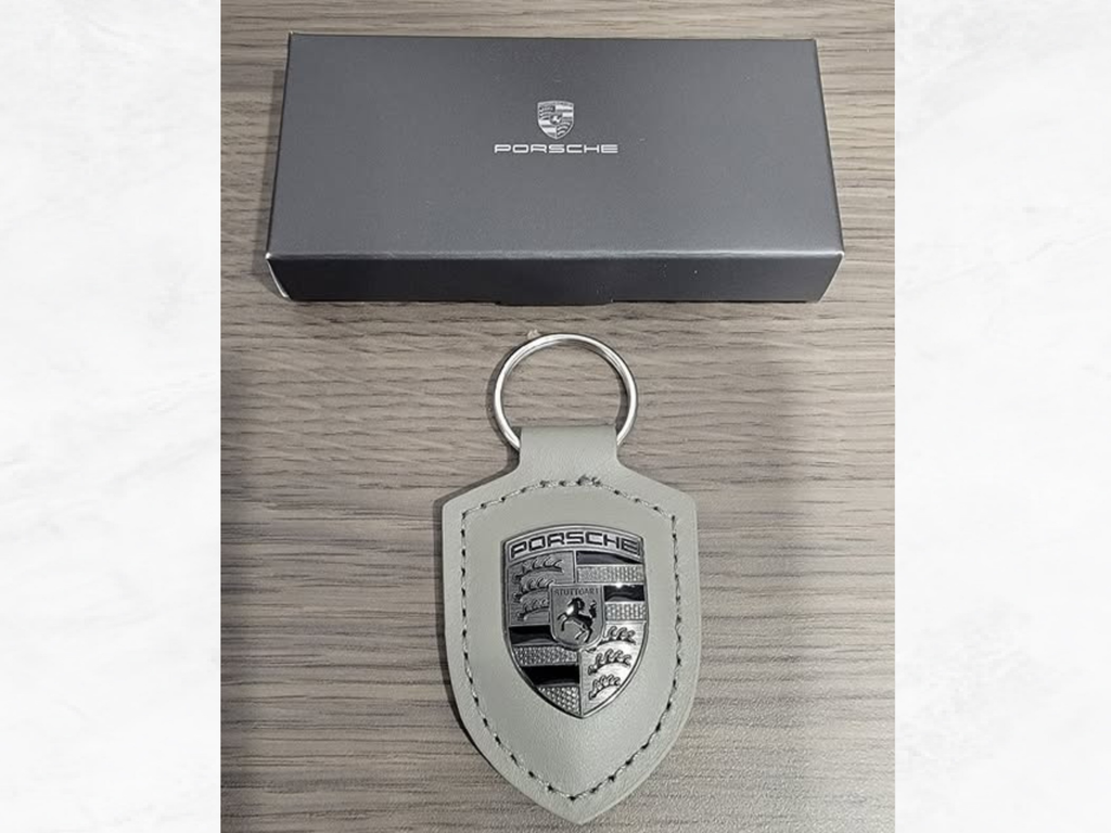 Porsche Turbonite Crest Keyring | Vanadium Grey Leather
